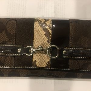 COACH WALLET!